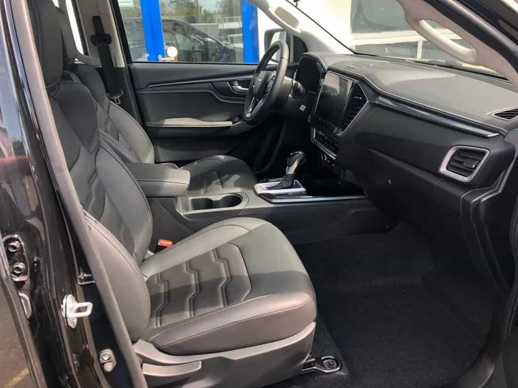 Isuzu D-Max Double Cab 4x4 LSE AT +Hardtop+SOFORT+ 06/2025-photo-16
