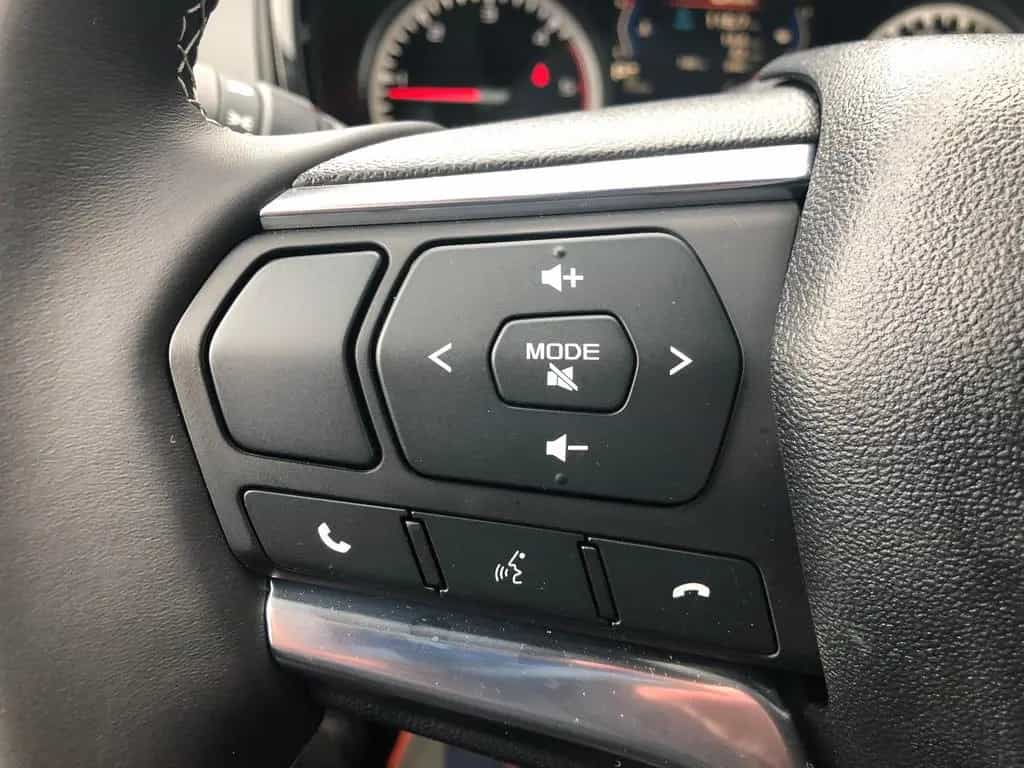 Isuzu D-Max Double Cab V-Cross AT +Sonderfarbe+ 06/2025-photo-20