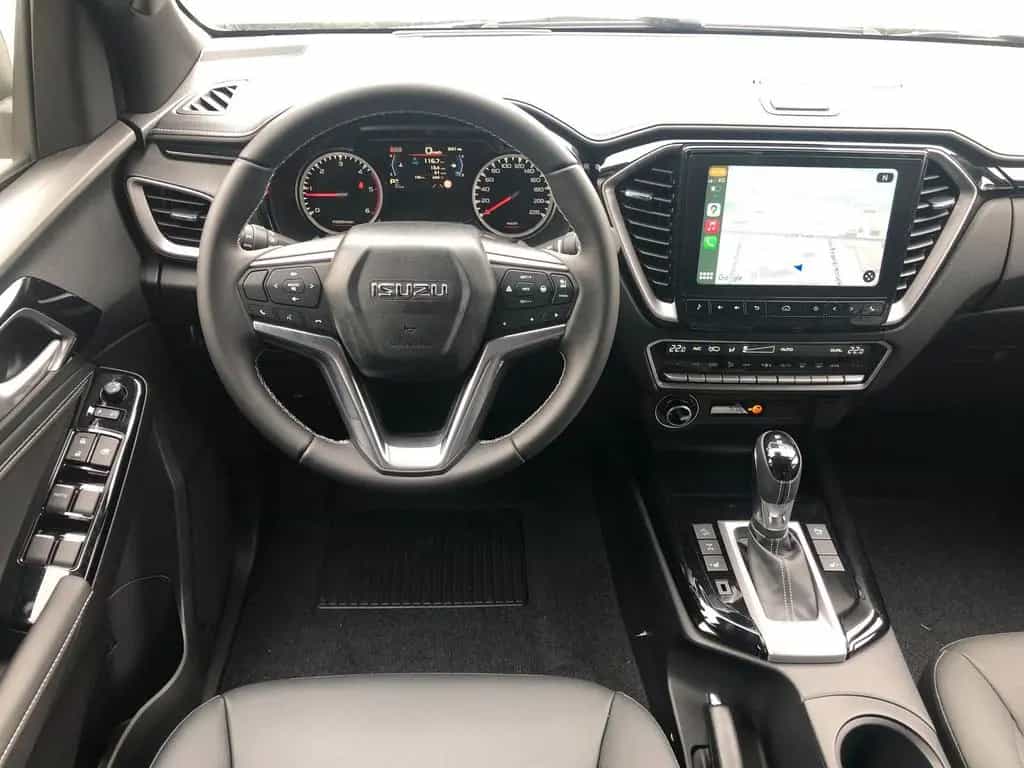 Isuzu D-Max Double Cab V-Cross AT +Sonderfarbe+ 06/2025-photo-26
