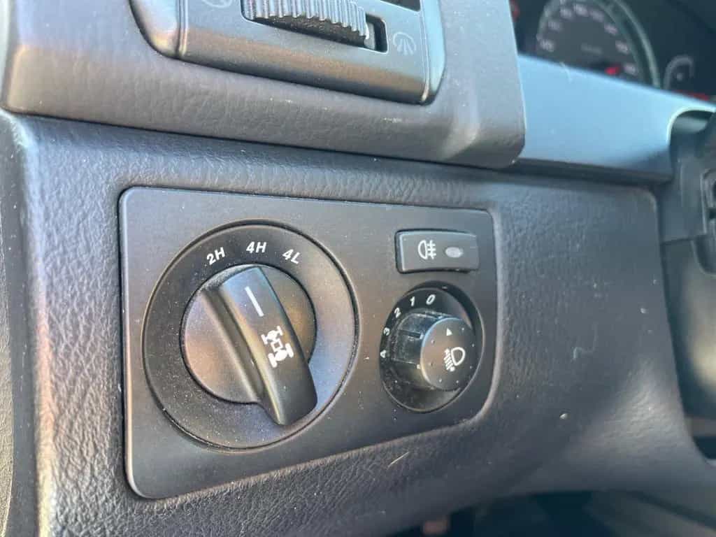 Ssangyong REXTON W RX200 e-XDi Crystal 4WD AHK/TEMP/7 SITZ 03/2014-photo-21