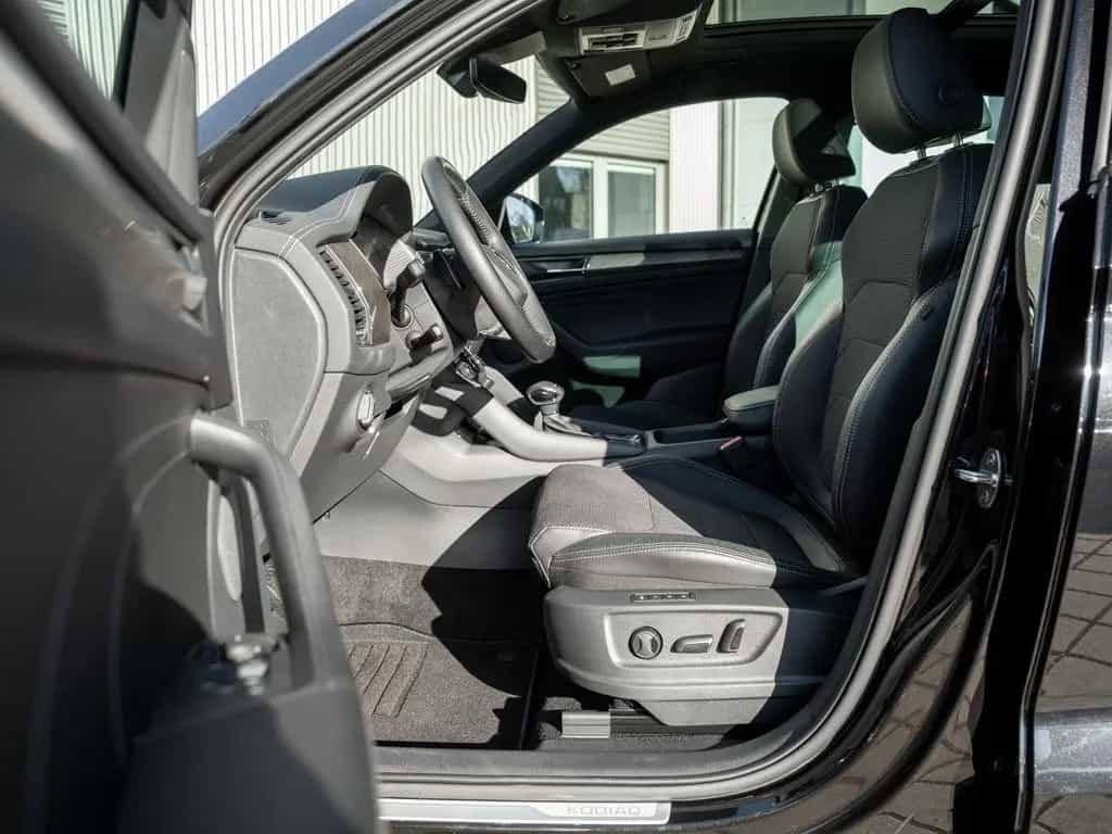 Skoda Kodiaq STYLE 2.0 TSI DSG Pano ACC ParkAss. LED 06/2024-photo-6