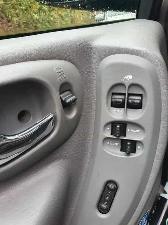 Chrysler Grand Voyager Comfort 2.8 CRD Autom. Comfort 12/2004-photo-4
