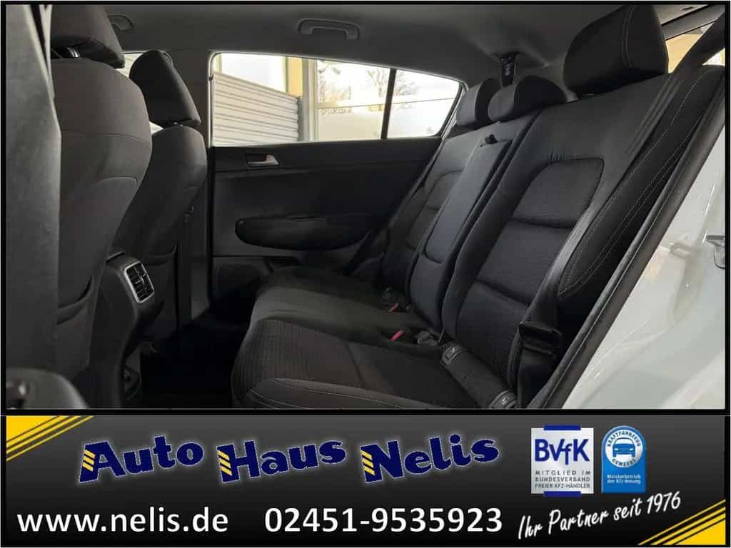 Kia Sportage 1,6 GDi Vision AHK PDC RFKam NaviTouch 02/2016-photo-21
