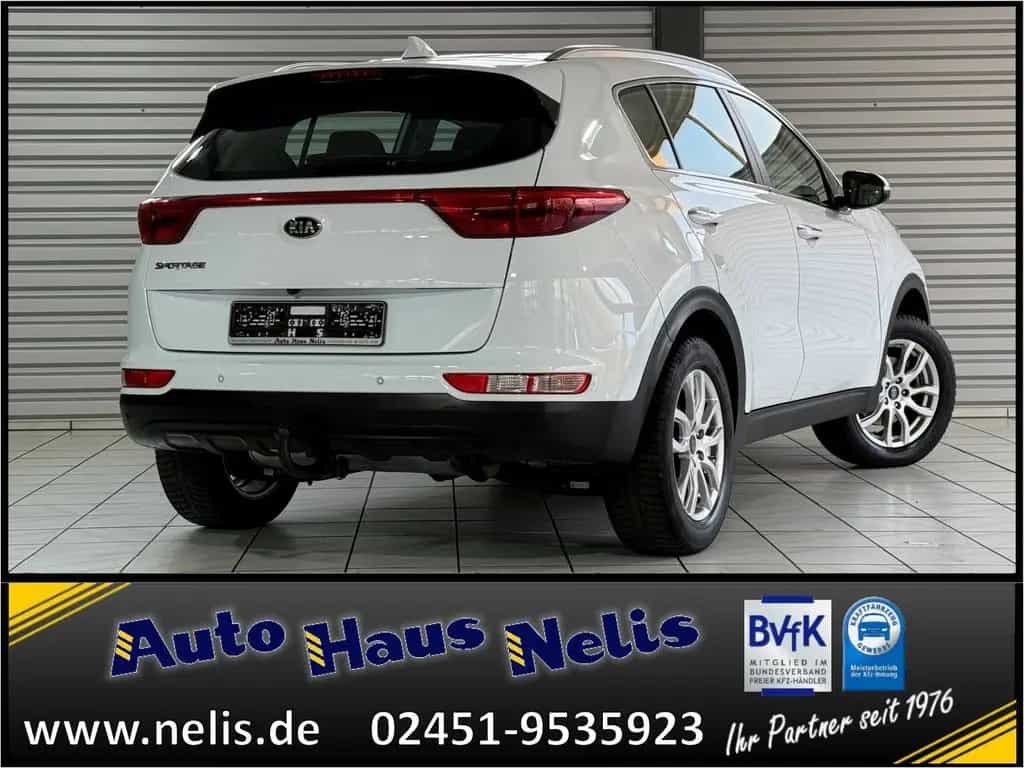Kia Sportage 1,6 GDi Vision AHK PDC RFKam NaviTouch 02/2016-photo-32