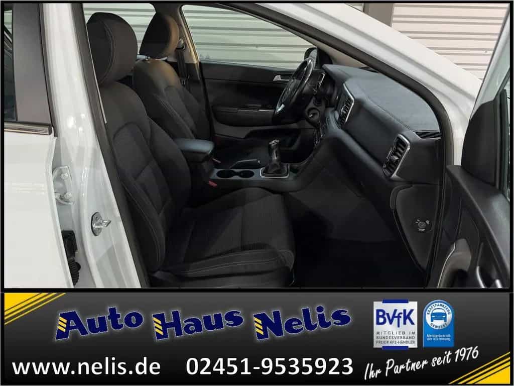 Kia Sportage 1,6 GDi Vision AHK PDC RFKam NaviTouch 02/2016-photo-36