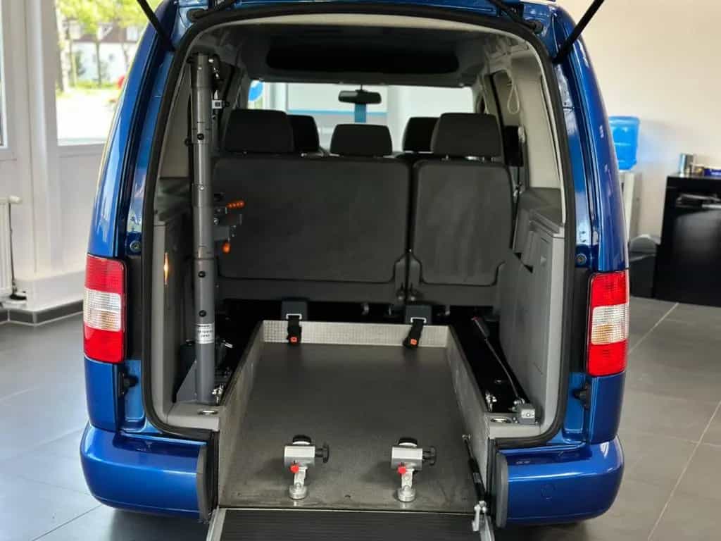 Volkswagen Caddy Maxi Life Team Behindertengerecht-Rampe 05/2010-photo-9