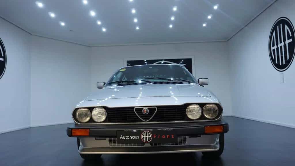 Alfa Romeo GTV 2.0L*Org.Ungeschweißt*Elektr. Fensterheber* 05/1983-photo-6