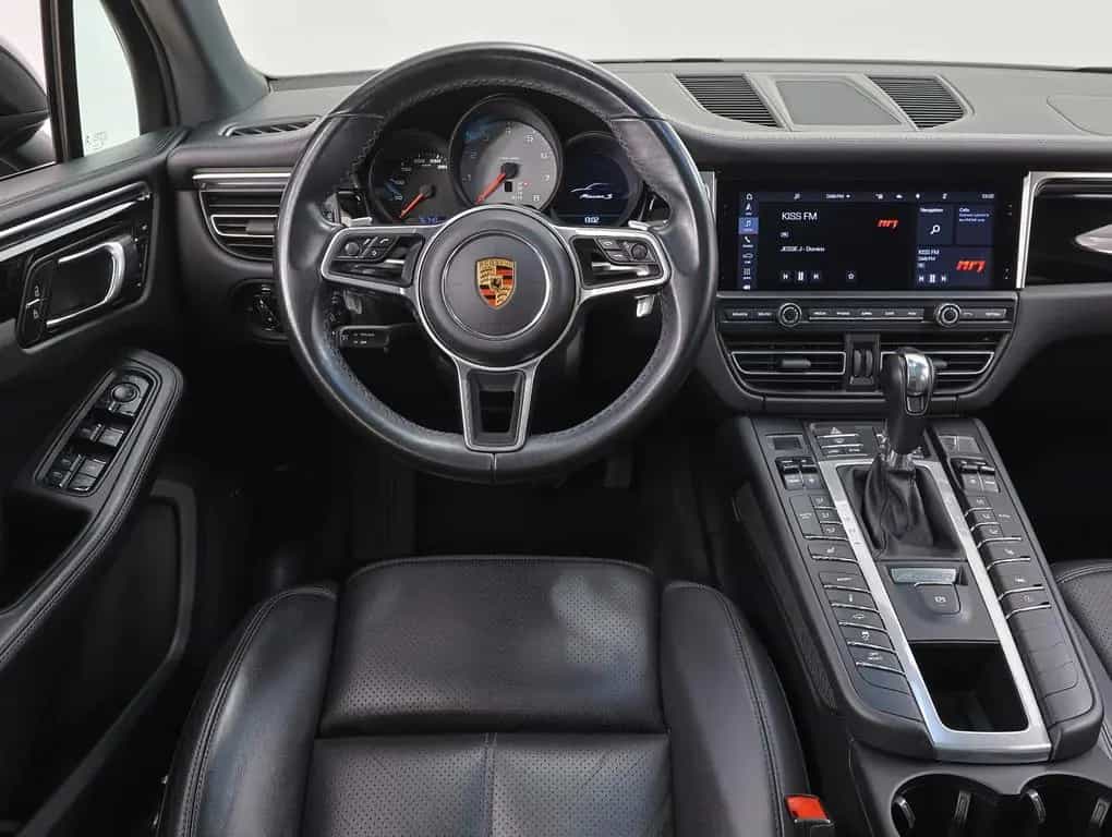 Porsche Macan S 07/2020-photo-19