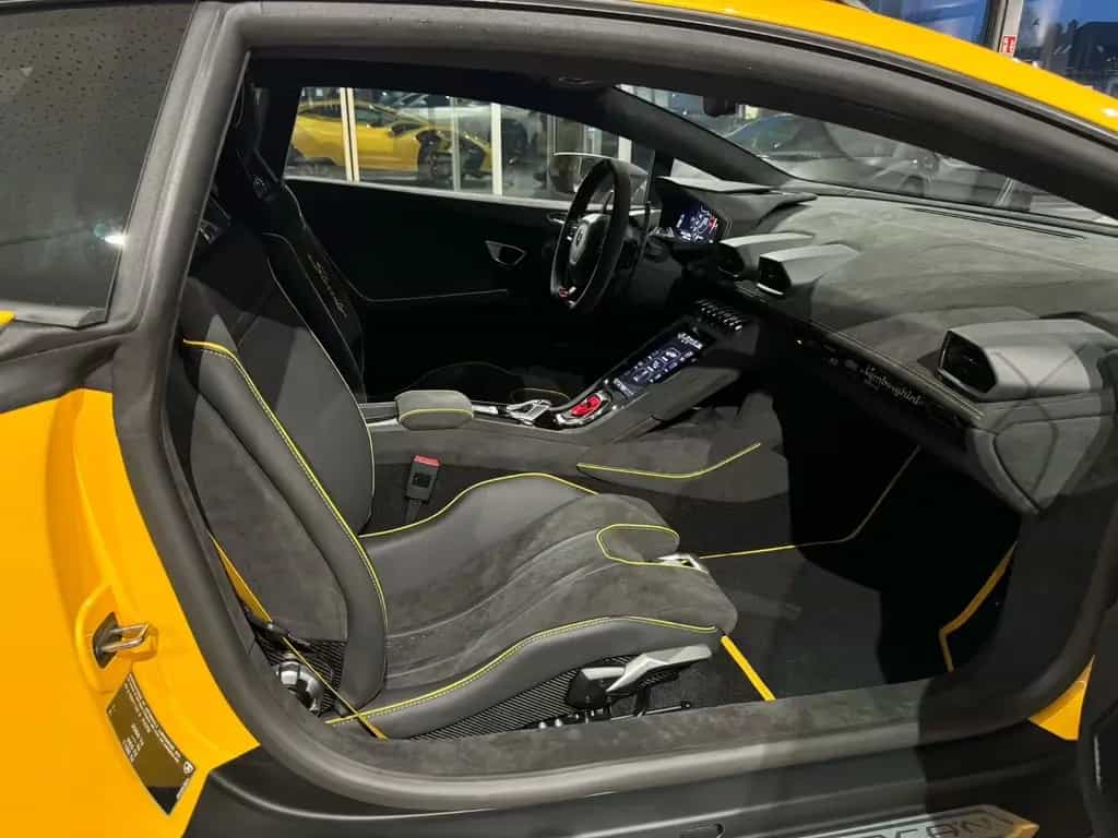 Lamborghini Huracán Sterrato "1 of 1499" 03/2025-photo-16