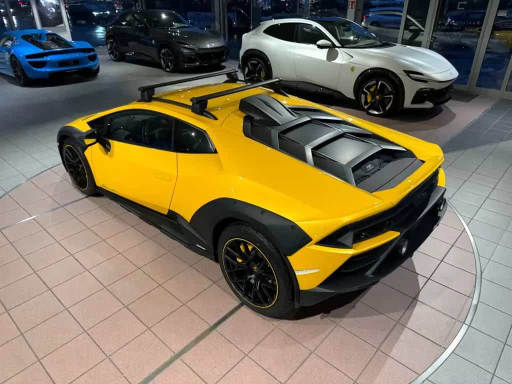 Lamborghini Huracán Sterrato "1 of 1499" 03/2025-photo-7