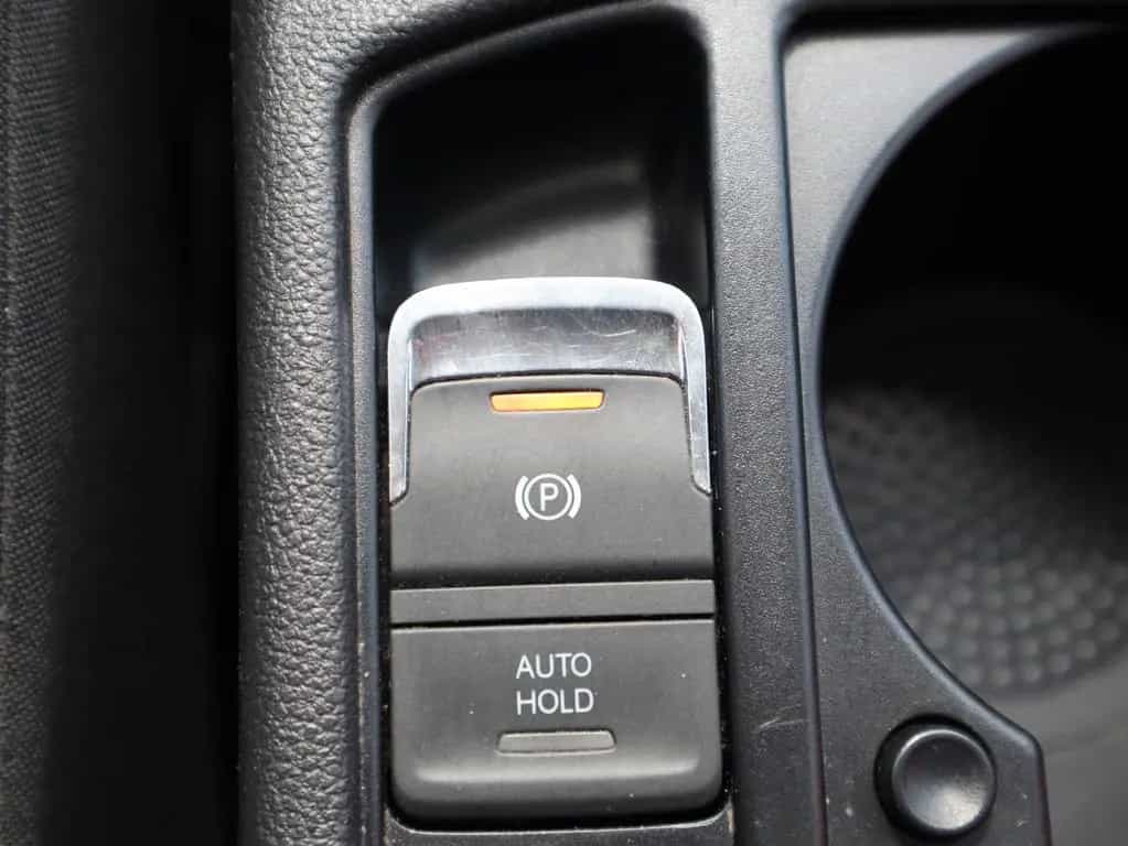 Volkswagen Touran 2.0 TDI DSG R-Line LED Navi Panorama ACC 02/2019-photo-23
