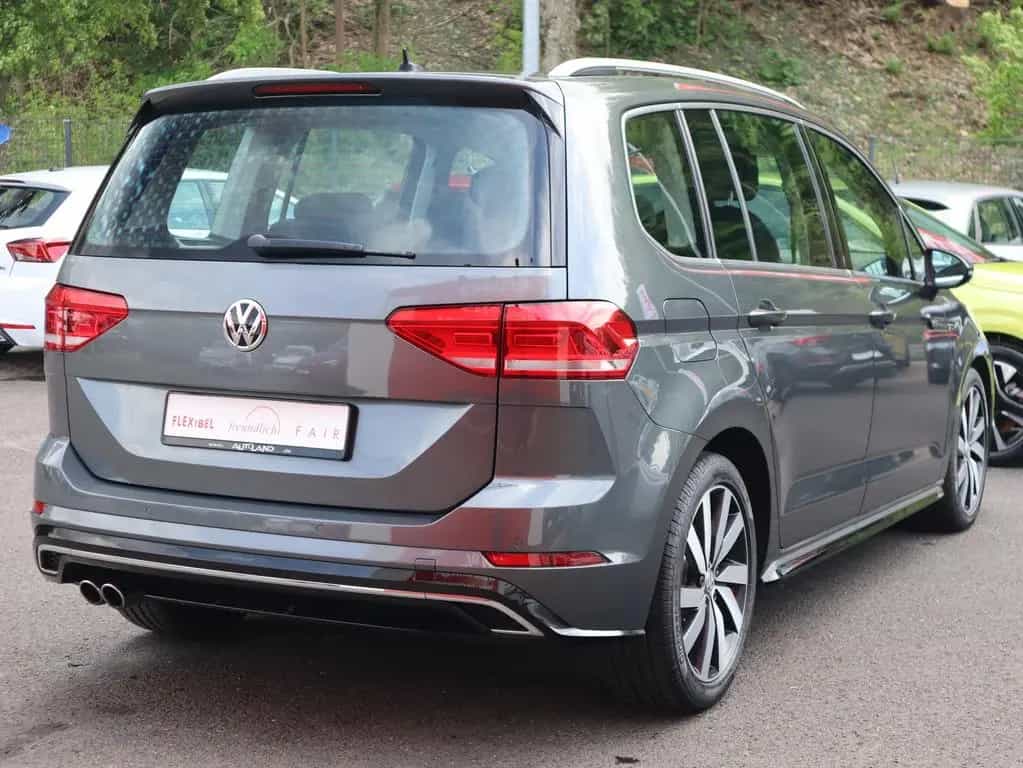 Volkswagen Touran 2.0 TDI DSG R-Line LED Navi Panorama ACC 02/2019-photo-5