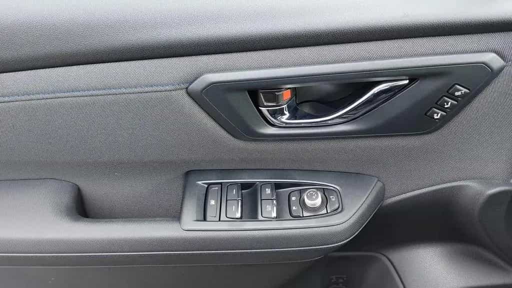 Subaru Forester 2.0 ie 100kW AWD Exclusive ,Navi,GSD,RF 01/2026-photo-15
