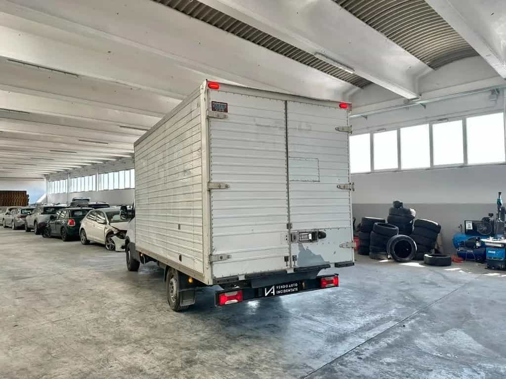 Iveco Daily 35S12 2.3 116CV HPT PL CABINATO 02/2019-photo-4