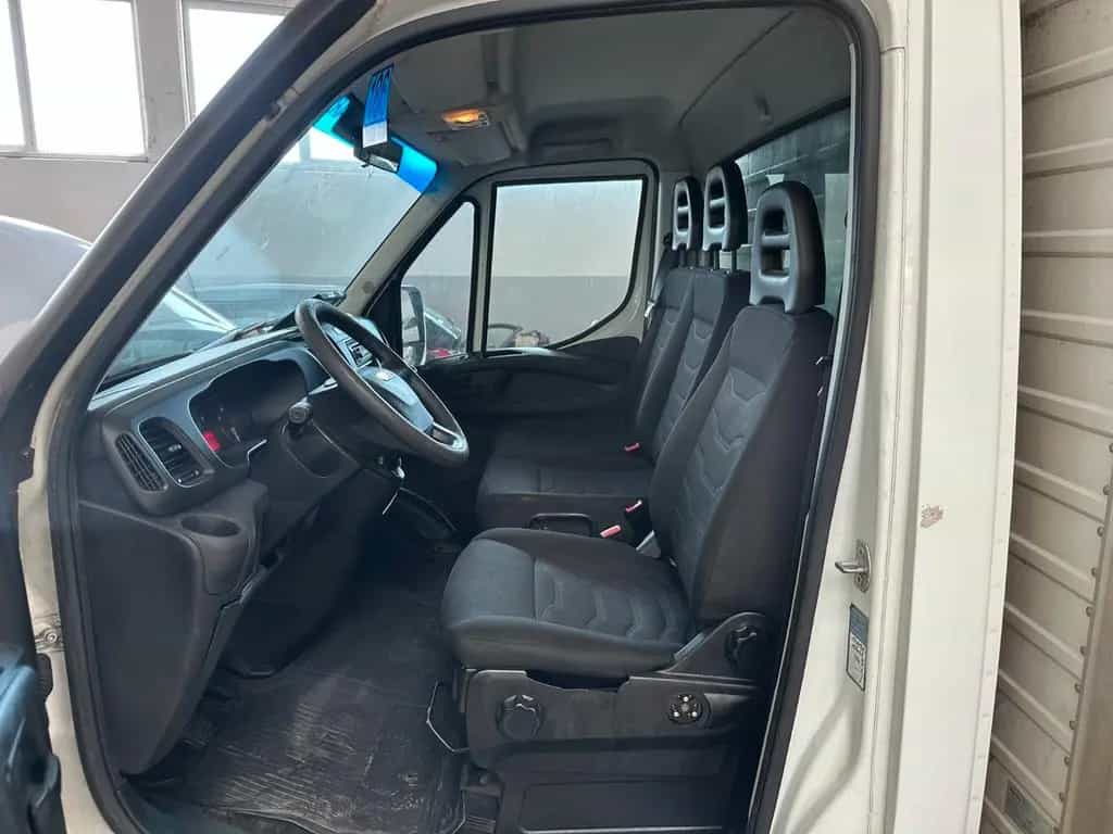 Iveco Daily 35S12 2.3 116CV HPT PL CABINATO 02/2019-photo-9