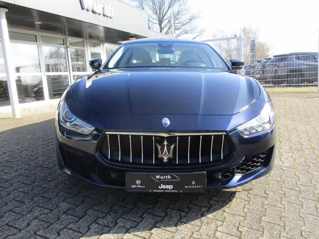 Maserati Ghibli 3,0V6/Schiebedach 11/2021-photo-1