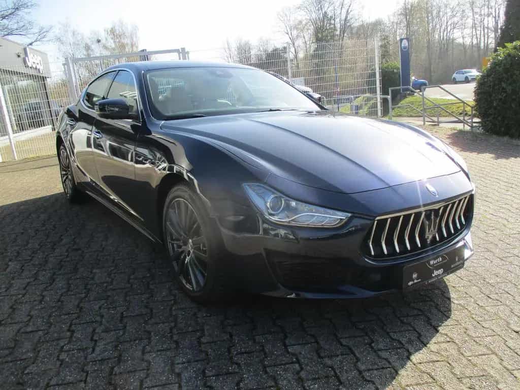 Maserati Ghibli 3,0V6/Schiebedach 11/2021-photo-2