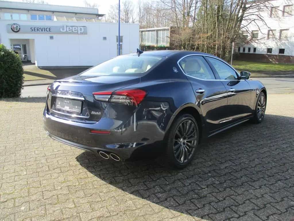 Maserati Ghibli 3,0V6/Schiebedach 11/2021-photo-4