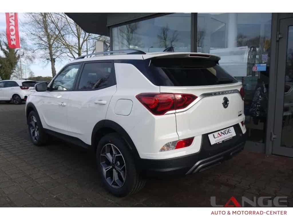 KGM Korando Bliss 1.5 AT Navi SHZ Temp Tel.-Vorb. PD null-photo-3