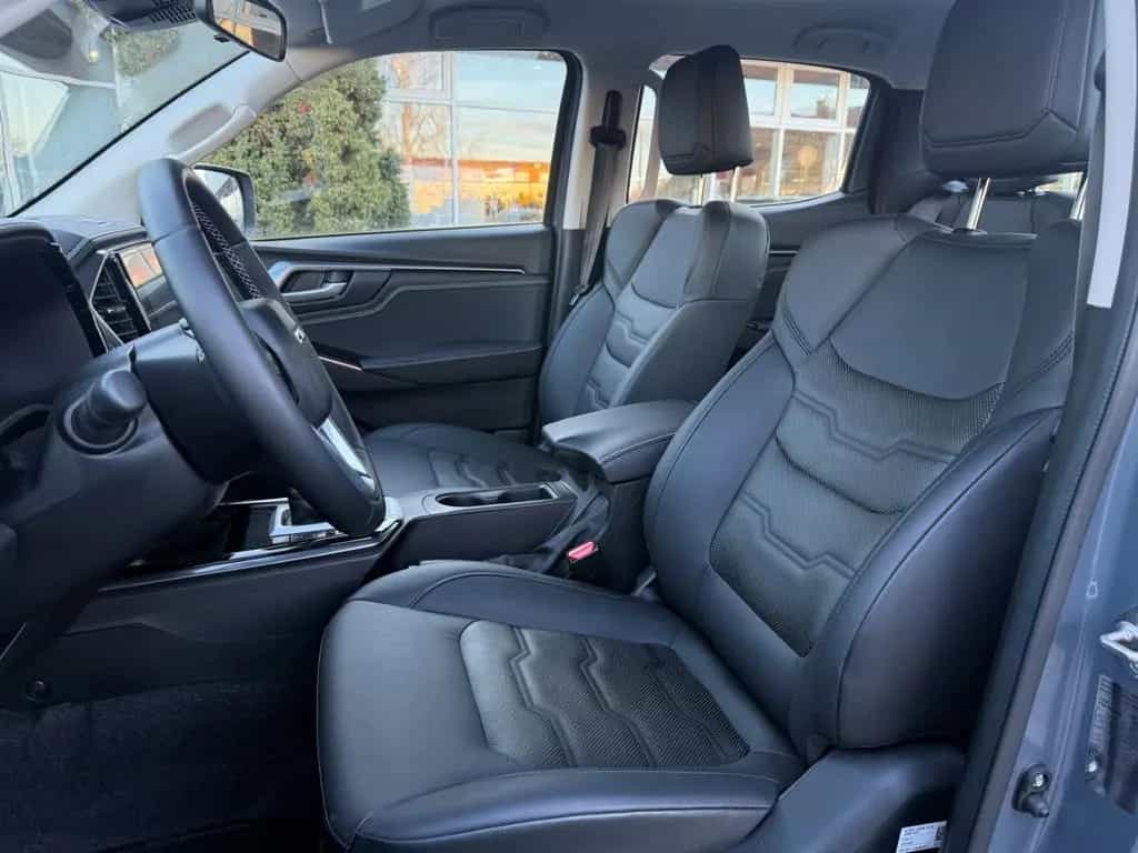 Isuzu D-Max Double Cab LSE 1.9 mit SHZ+RFK 03/2025-photo-12