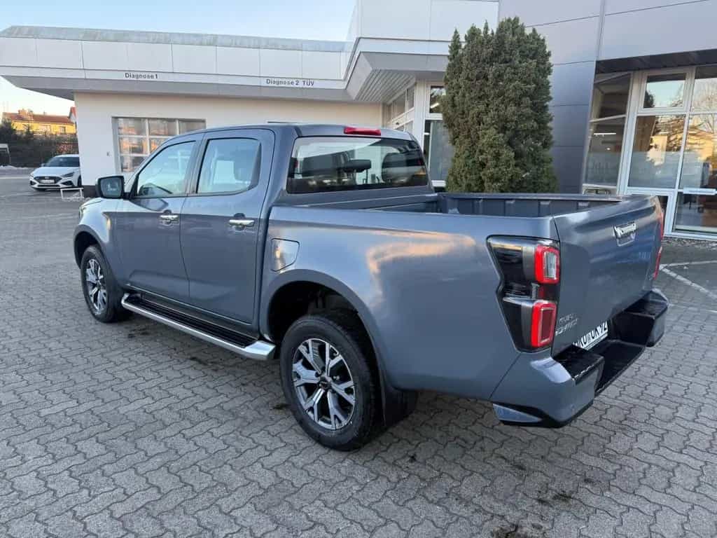 Isuzu D-Max Double Cab LSE 1.9 mit SHZ+RFK 03/2025-photo-14