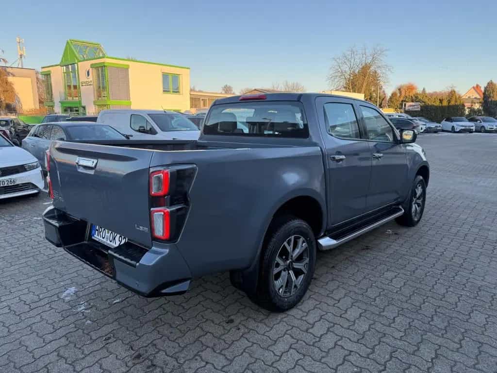 Isuzu D-Max Double Cab LSE 1.9 mit SHZ+RFK 03/2025-photo-17