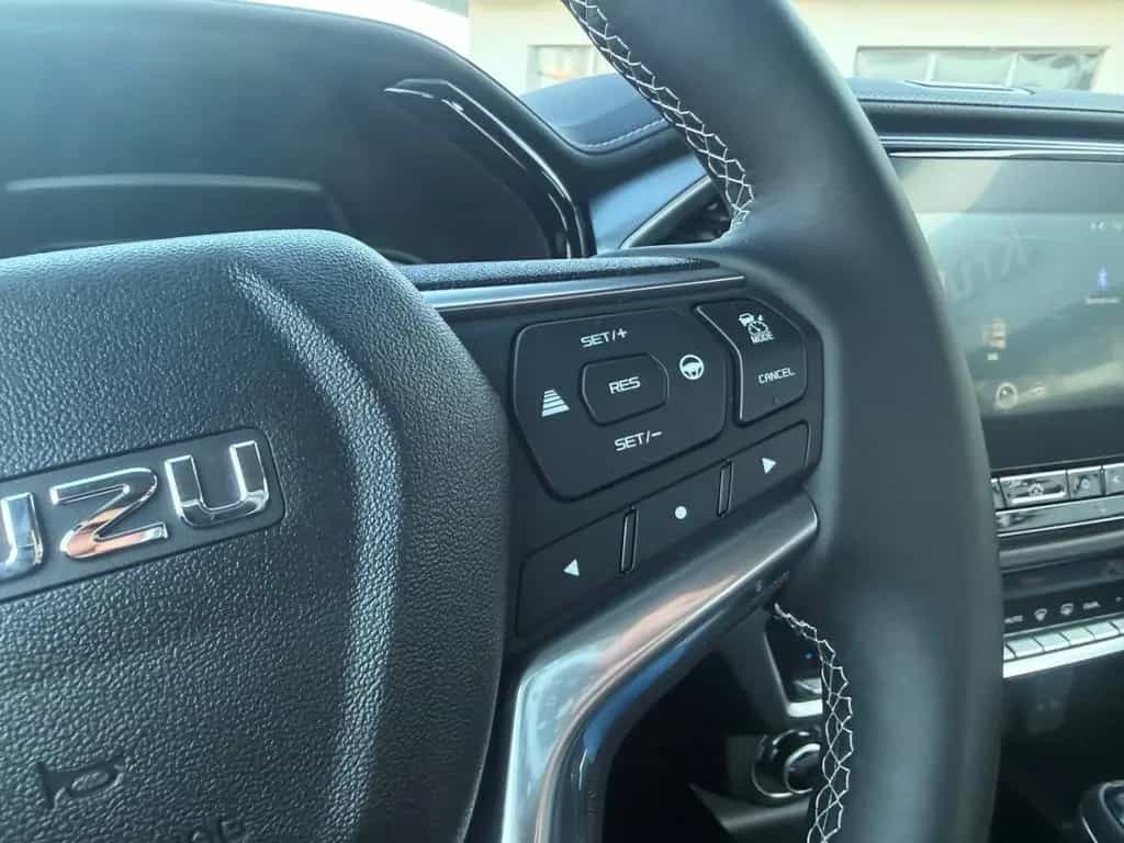 Isuzu D-Max Double Cab LSE 1.9 mit SHZ+RFK 03/2025-photo-8