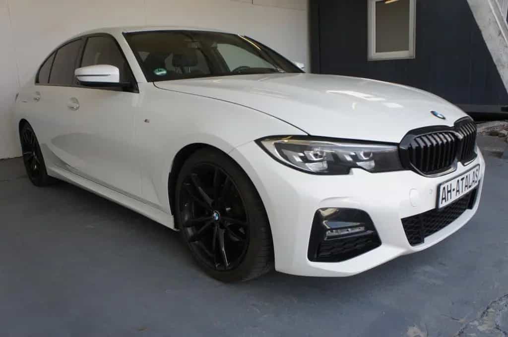 BMW 320 d M SPORTPAKET"LASER-NAVI-STDH-KAMME.1HD 12/2021-photo-2