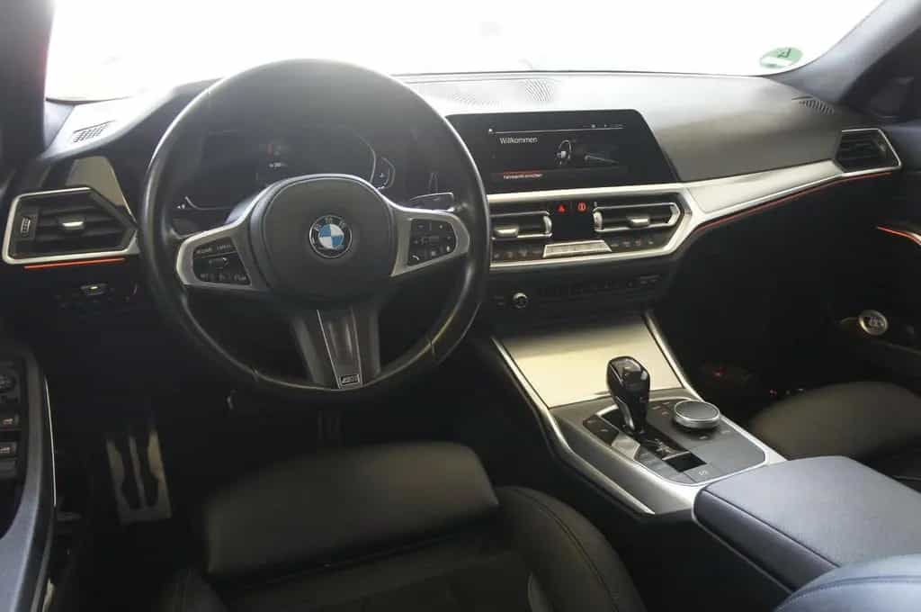 BMW 320 d M SPORTPAKET"LASER-NAVI-STDH-KAMME.1HD 12/2021-photo-4