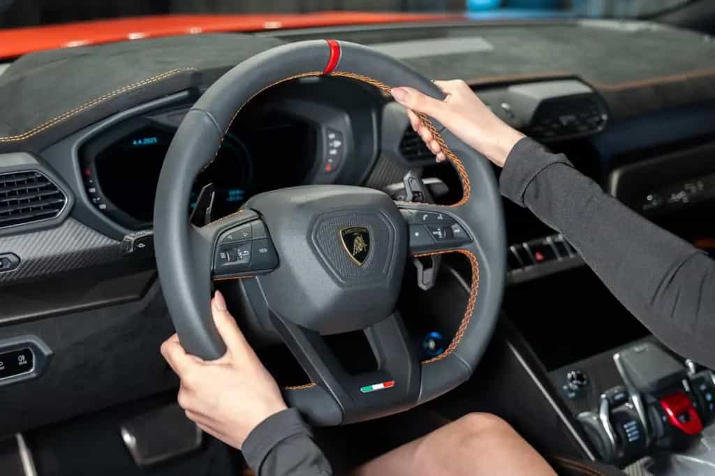 Lamborghini Urus Performante 03/2025-photo-13