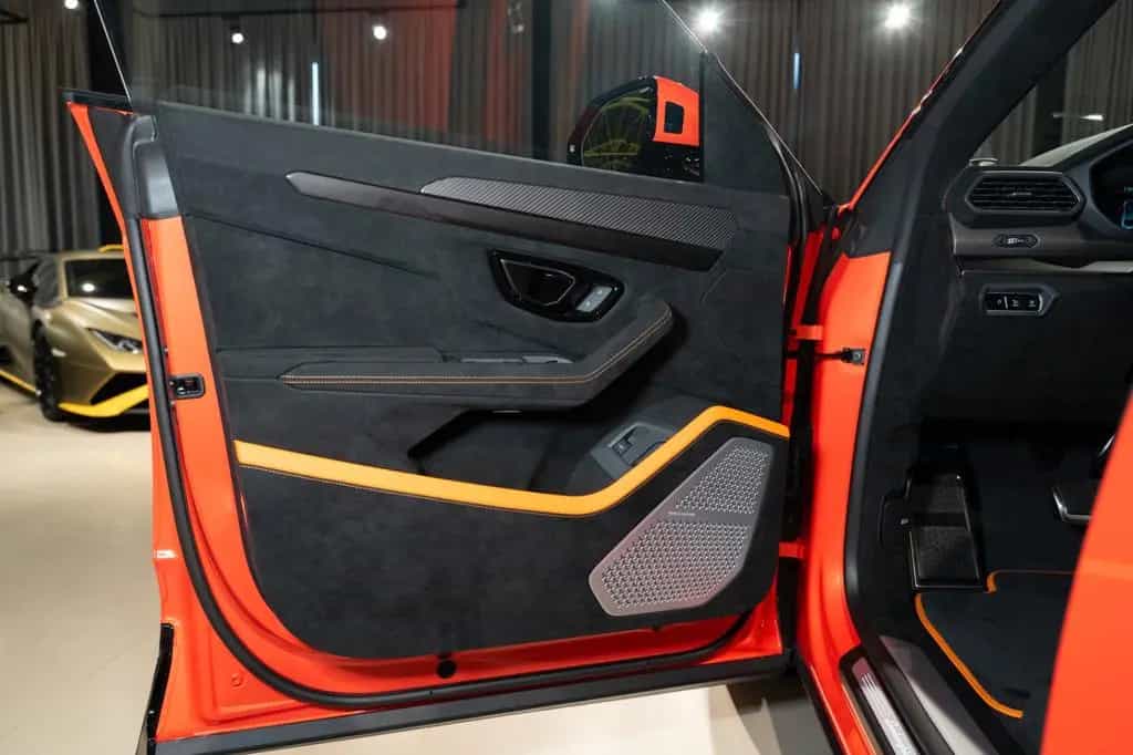 Lamborghini Urus Performante 03/2025-photo-21