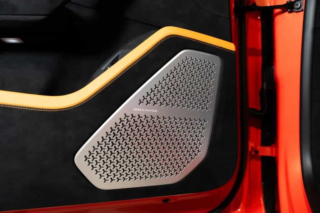 Lamborghini Urus Performante 03/2025-photo-22