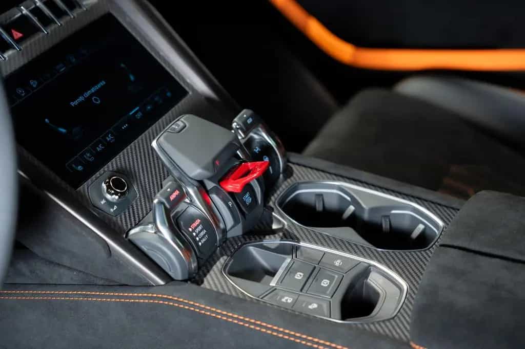 Lamborghini Urus Performante 03/2025-photo-23