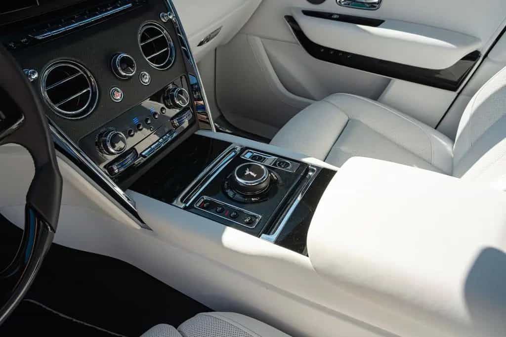 Rolls-Royce Cullinan MANSORY *FORGED CARBON*ONLY 7600 KM* 11/2019-photo-20