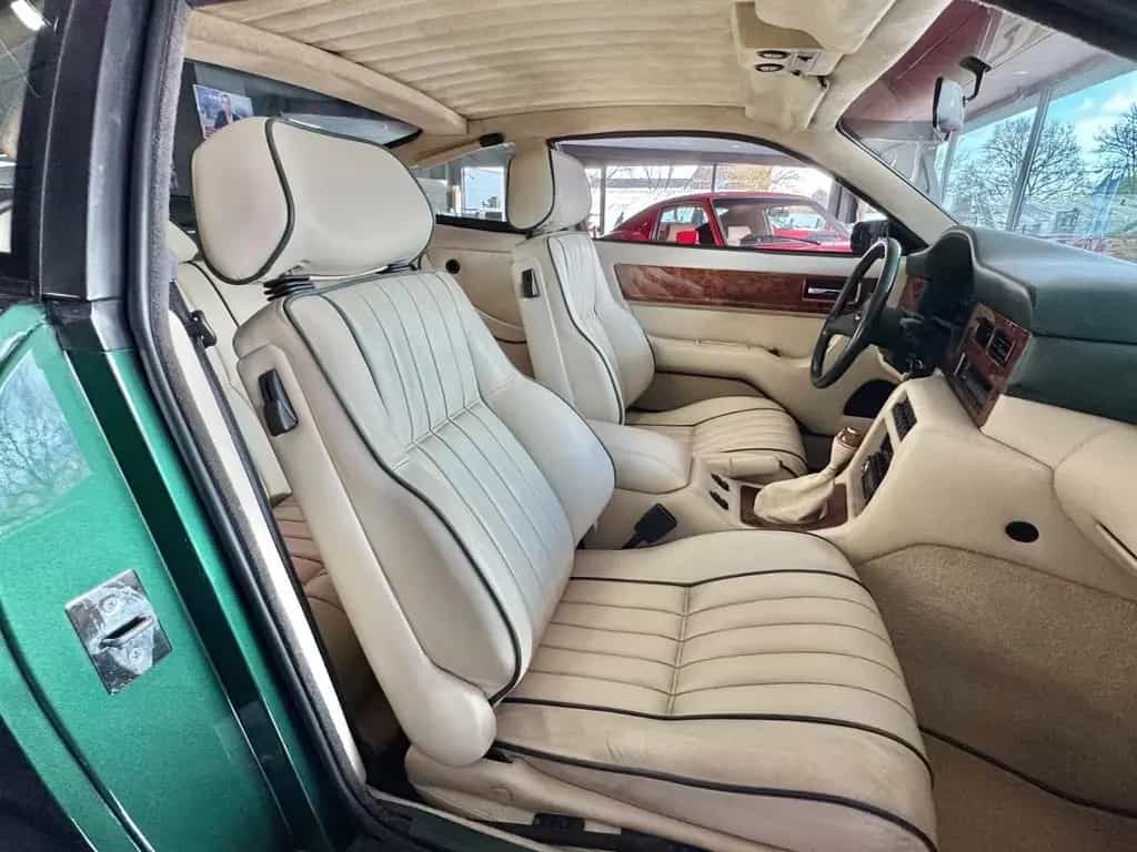 Aston Martin Virage COUPE V8*KLIMA*NUR 4600 KM*1. HAND 11/1990-photo-6