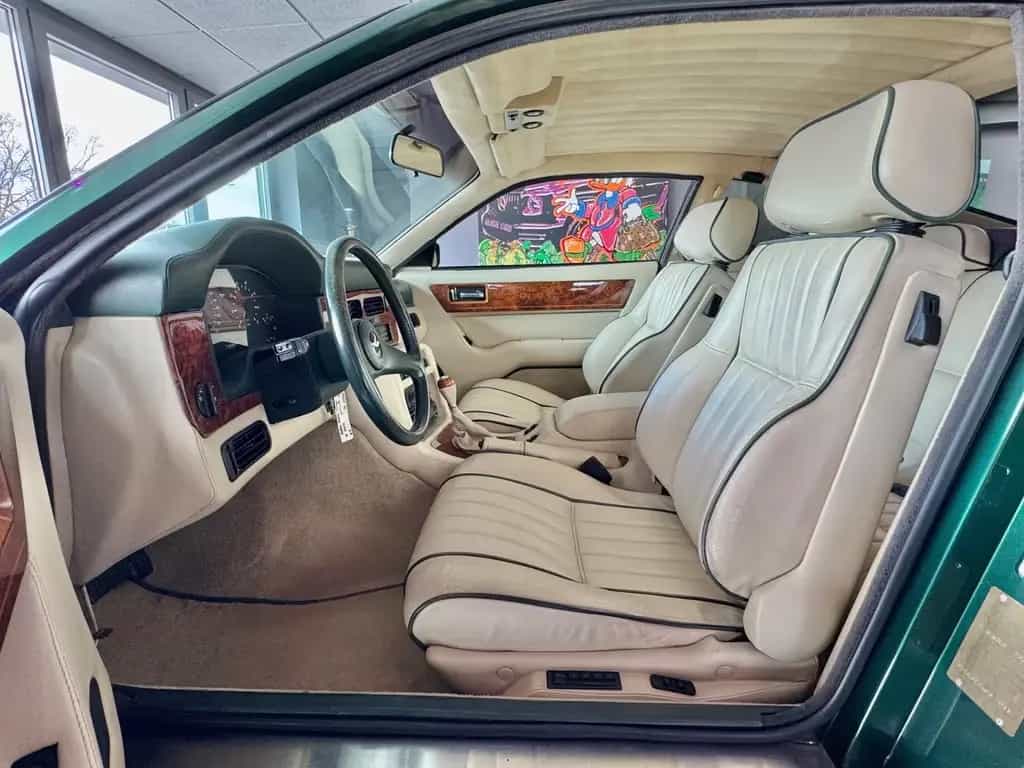 Aston Martin Virage COUPE V8*KLIMA*NUR 4600 KM*1. HAND 11/1990-photo-7
