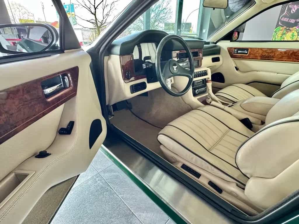 Aston Martin Virage COUPE V8*KLIMA*NUR 4600 KM*1. HAND 11/1990-photo-8