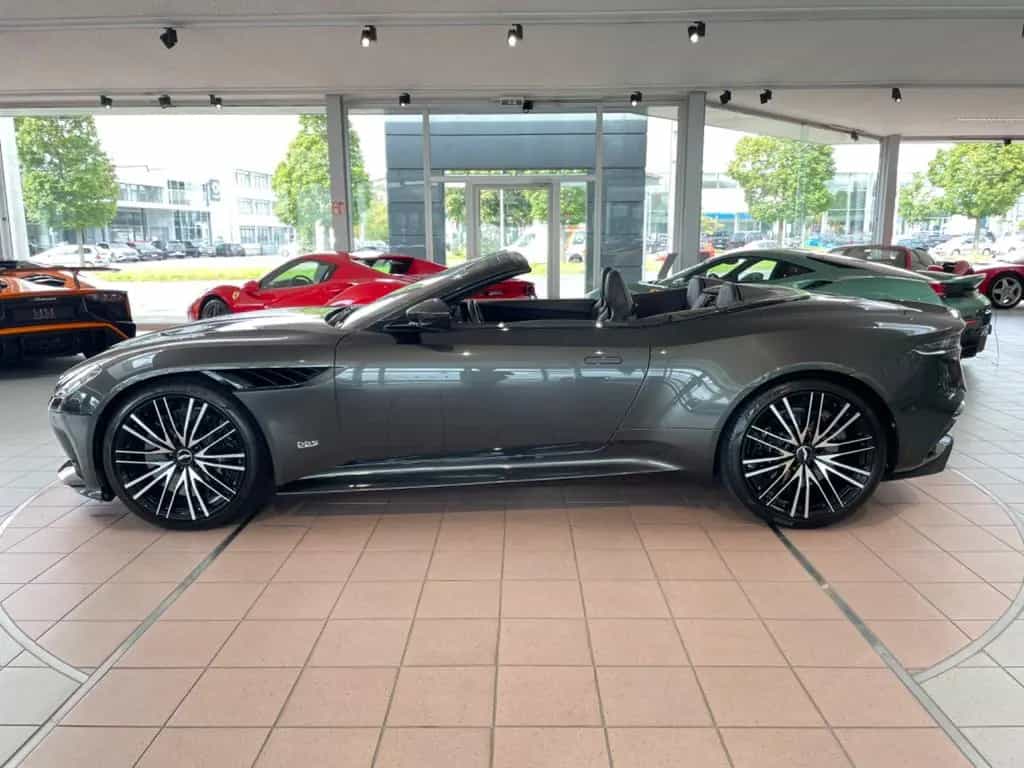 Aston Martin DBS V12 Superleggera Volante 10/2021-photo-5