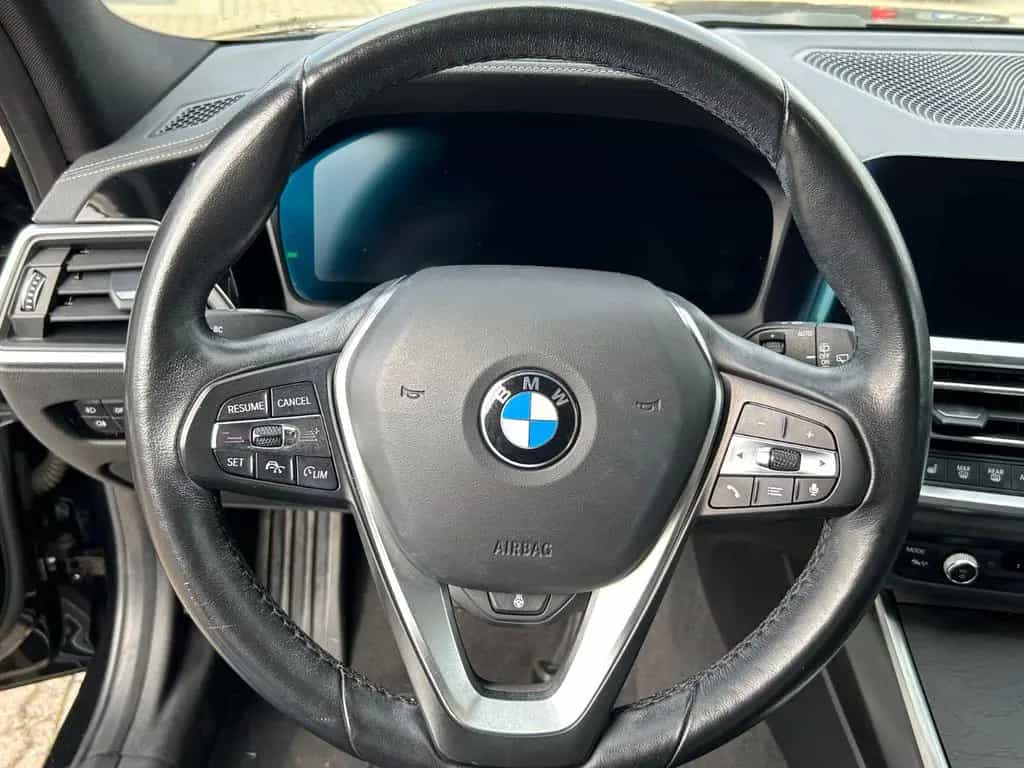 BMW 3 Series 320 Touring Luxury Line Mild Hybrid 12/2020-photo-12