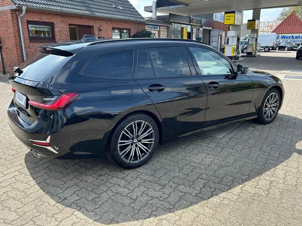 BMW 3 Series 320 Touring Luxury Line Mild Hybrid 12/2020-photo-20