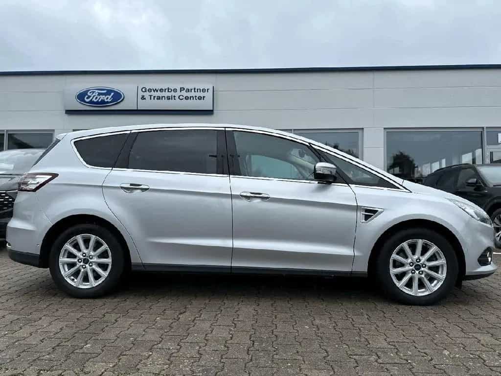 Ford S-Max Titanium*AHK*Standheizung*Bus.Pkt1*8xR.* 02/2018-photo-1