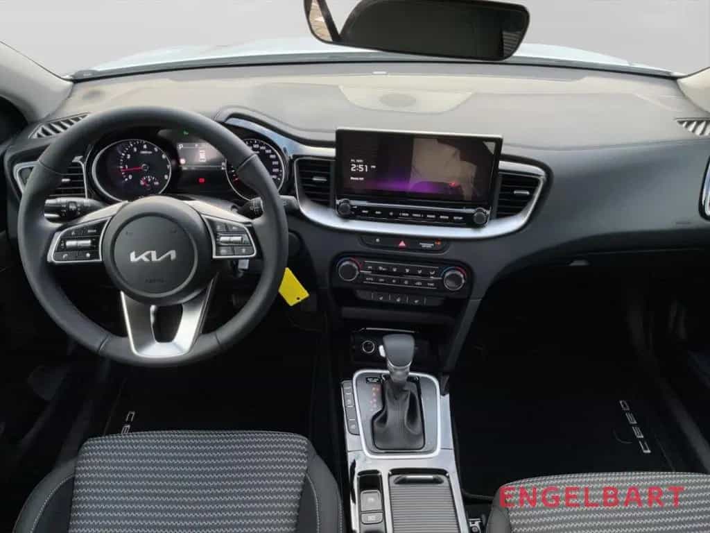 Kia Ceed Vision Automatik 1.5T Komfort+-Paket 05/2025-photo-7