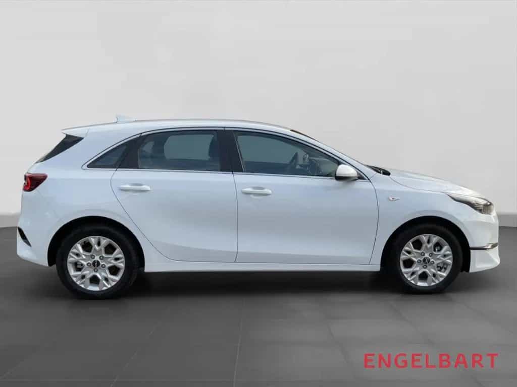 Kia Ceed Vision Automatik 1.5T Komfort+-Paket 09/2025-photo-4