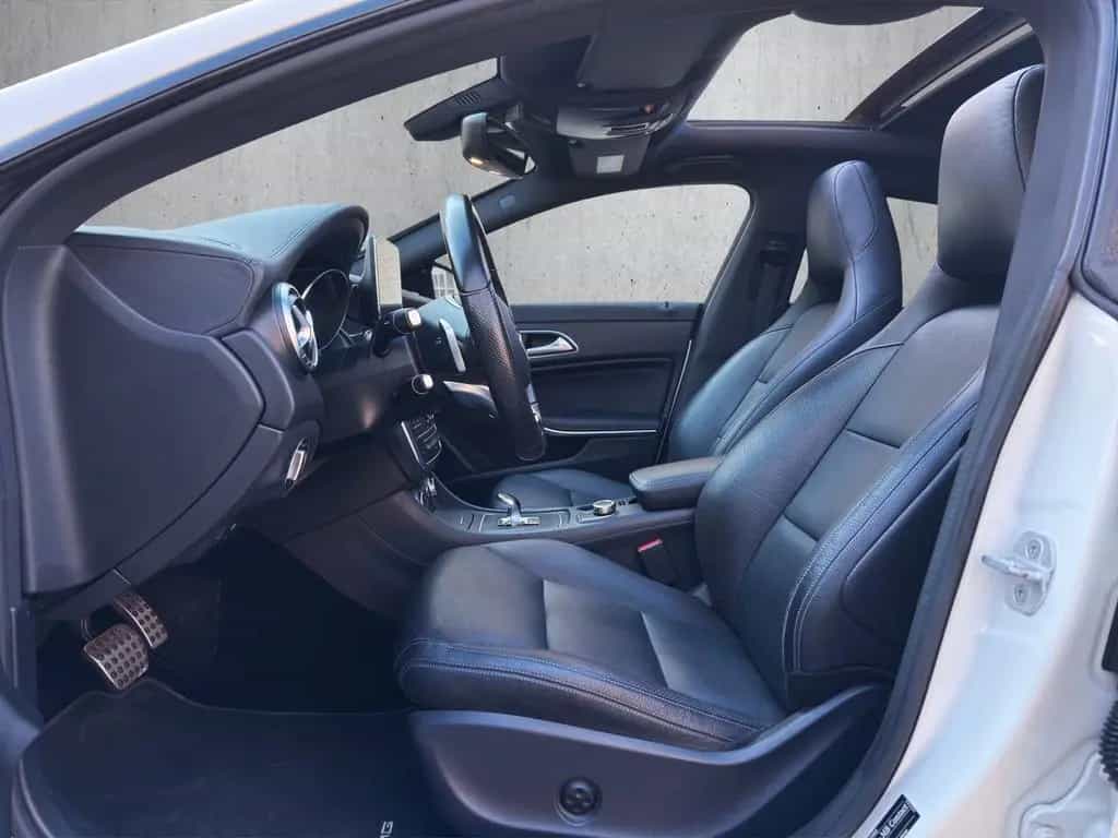 Mercedes-Benz CLA-Class 45 AMG°4-MATIC°PANO°XENON°MEMORY°KAM°82TKM° 08/2015-photo-10