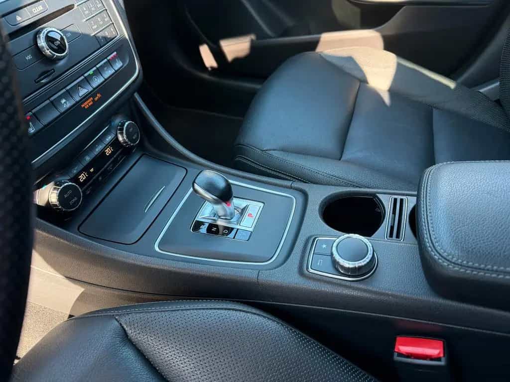 Mercedes-Benz CLA-Class 45 AMG°4-MATIC°PANO°XENON°MEMORY°KAM°82TKM° 08/2015-photo-19