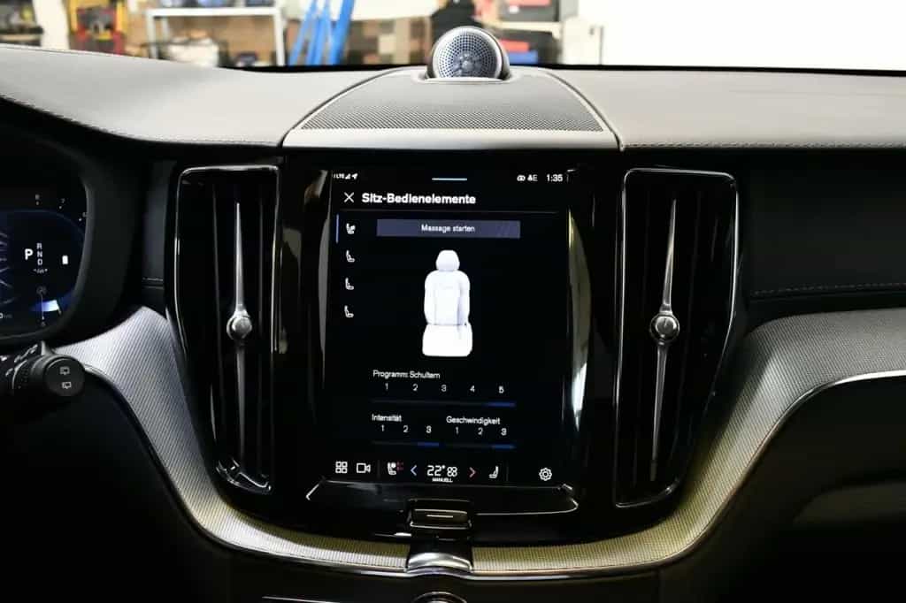 Volvo XC60 Ultim. Black AWD MASS*LÜF*B&W*HuD*360*PANO 07/2024-photo-14