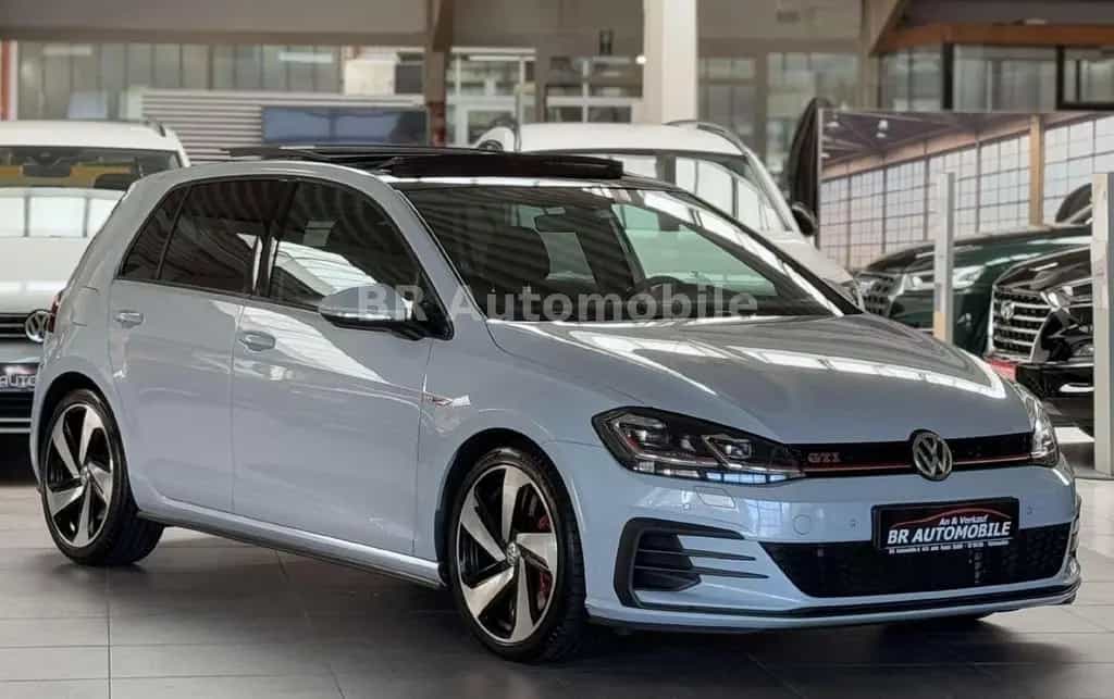 Volkswagen Golf GTI GTI Performance BMT*LED*Panorama*Keyles 02/2018-photo-1