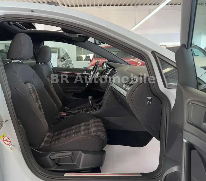 Volkswagen Golf GTI GTI Performance BMT*LED*Panorama*Keyles 02/2018-photo-14