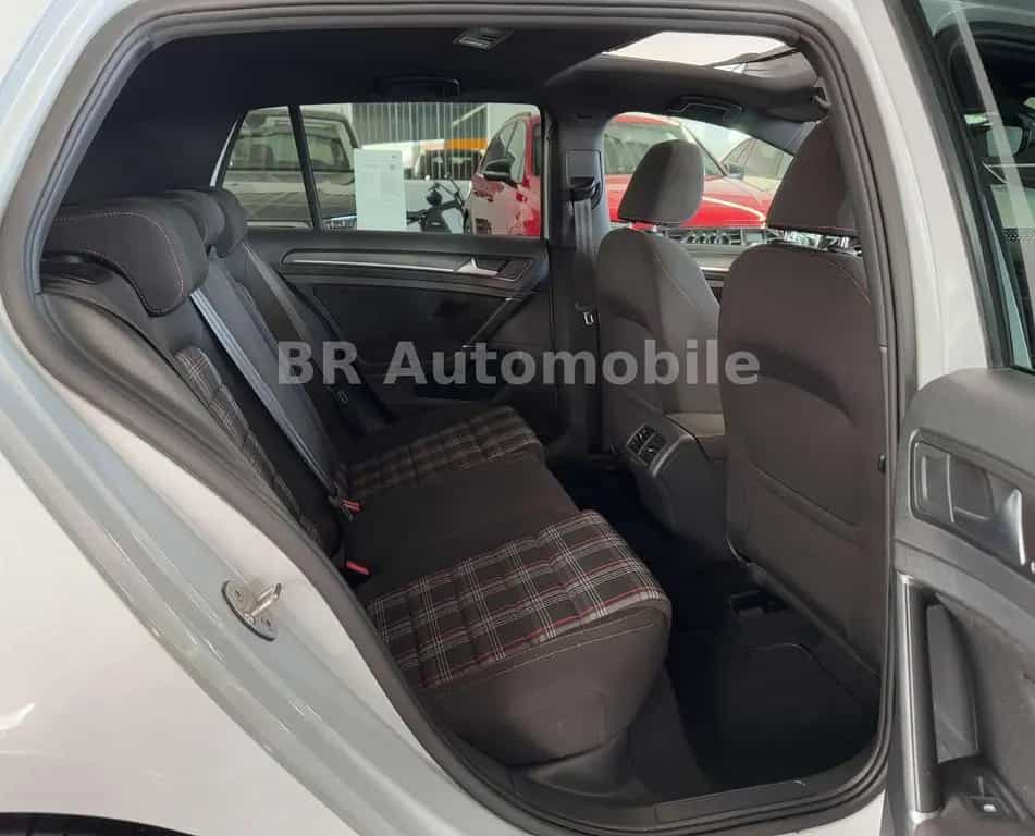 Volkswagen Golf GTI GTI Performance BMT*LED*Panorama*Keyles 02/2018-photo-16