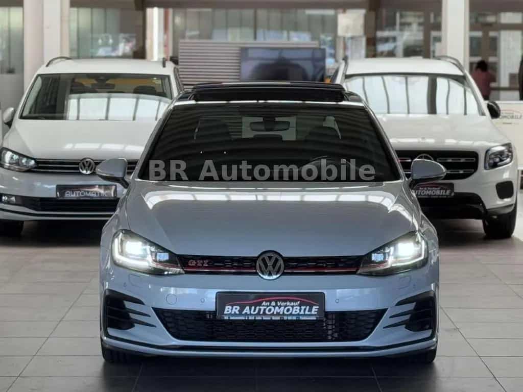 Volkswagen Golf GTI GTI Performance BMT*LED*Panorama*Keyles 02/2018-photo-3